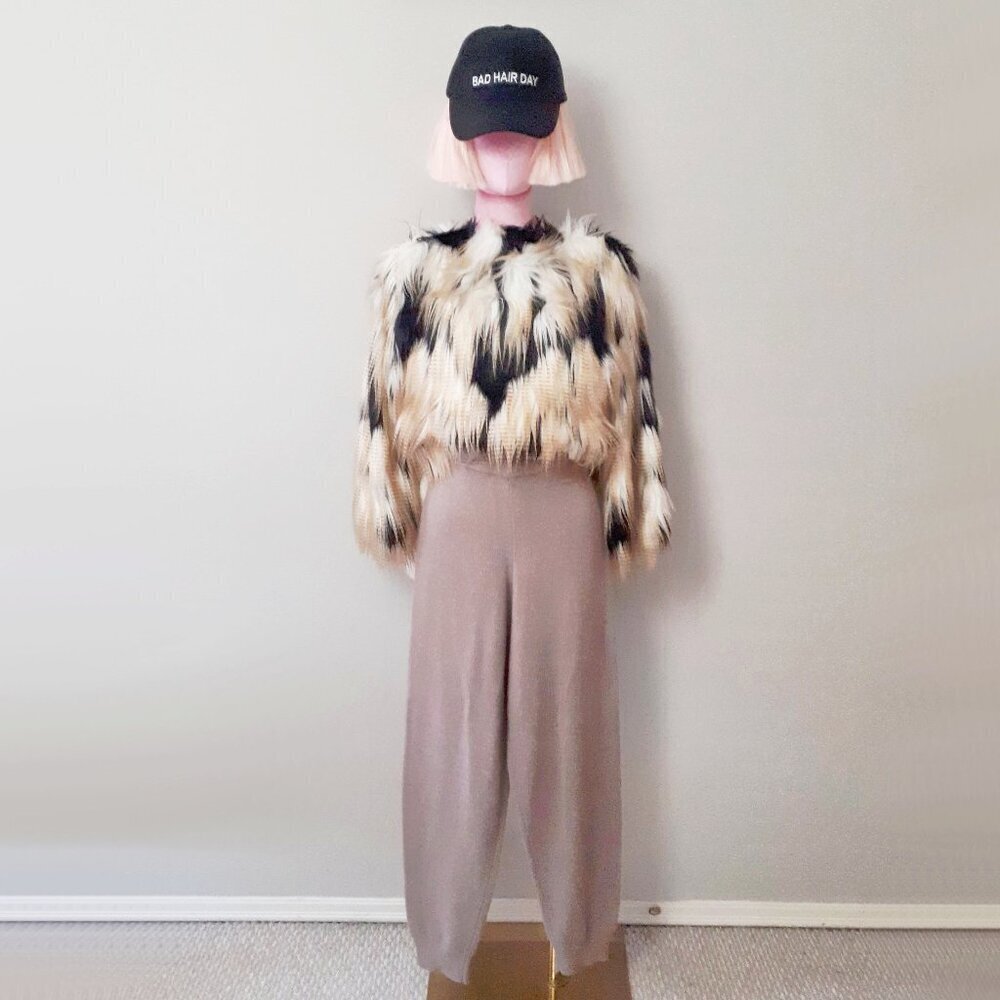NWOT Heartloom brown knit loungewear inspired pants, L
